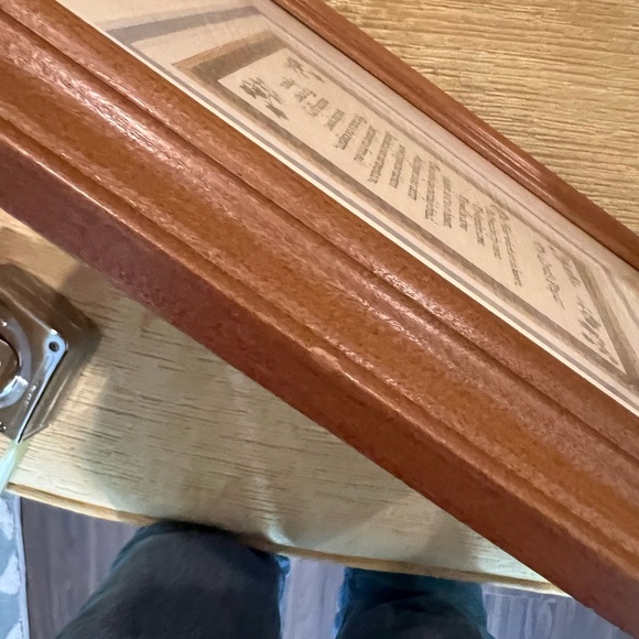 Framed Calligraphy “The Lord’s Prayer” art with oak(?) frame. Glass. - Picture 10 of 15